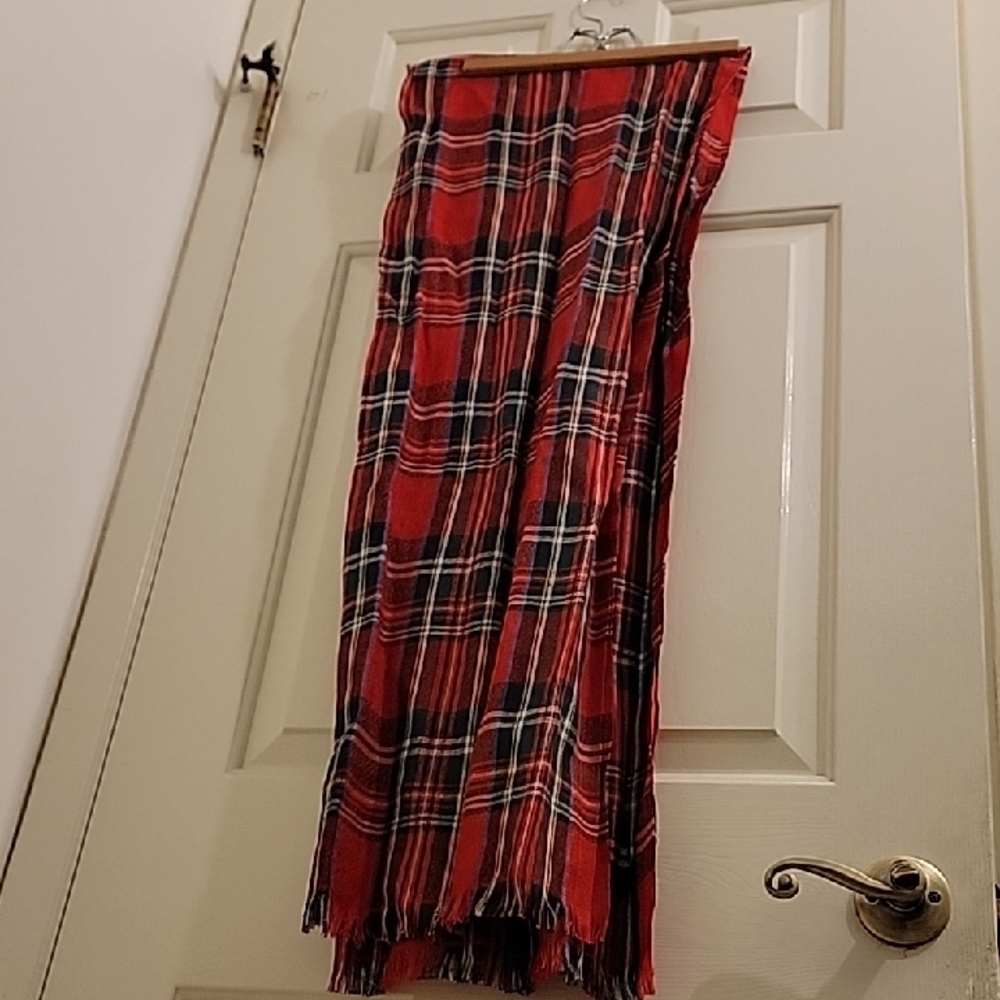Red Plaid Scarf W28" x L76"
